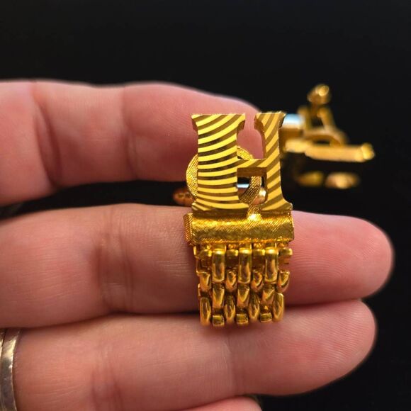 Vintage H Monogram Gold Tone Chain Cuff Links 70s - Picture 4 of 7